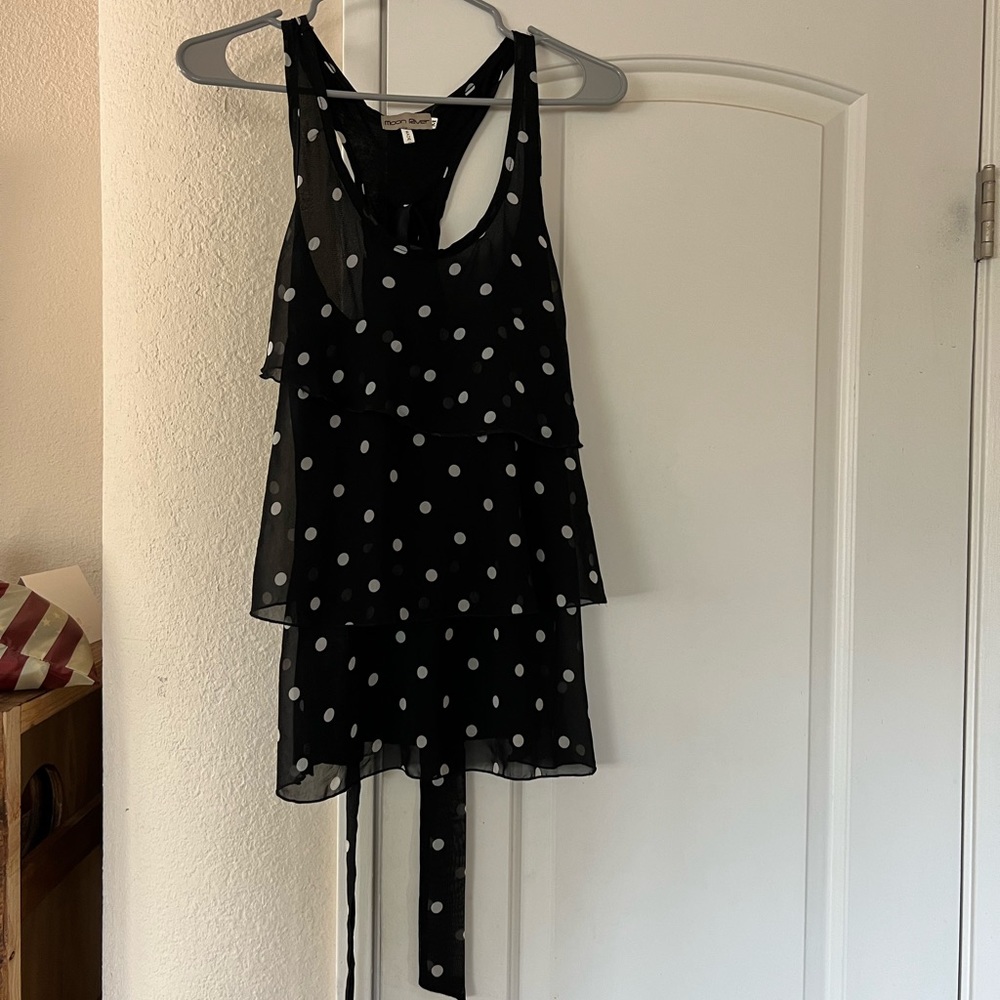 Blouse ties in back halter